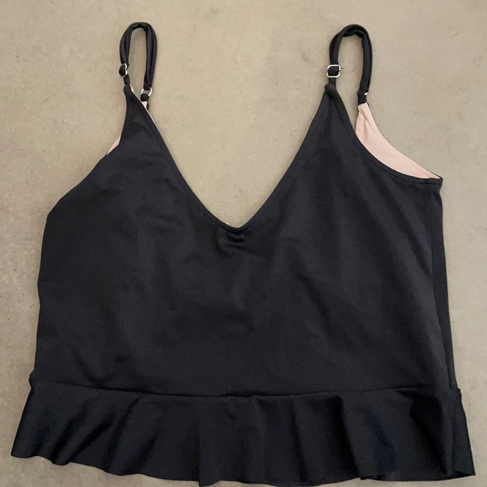 Kortni Jeane scoop back top
